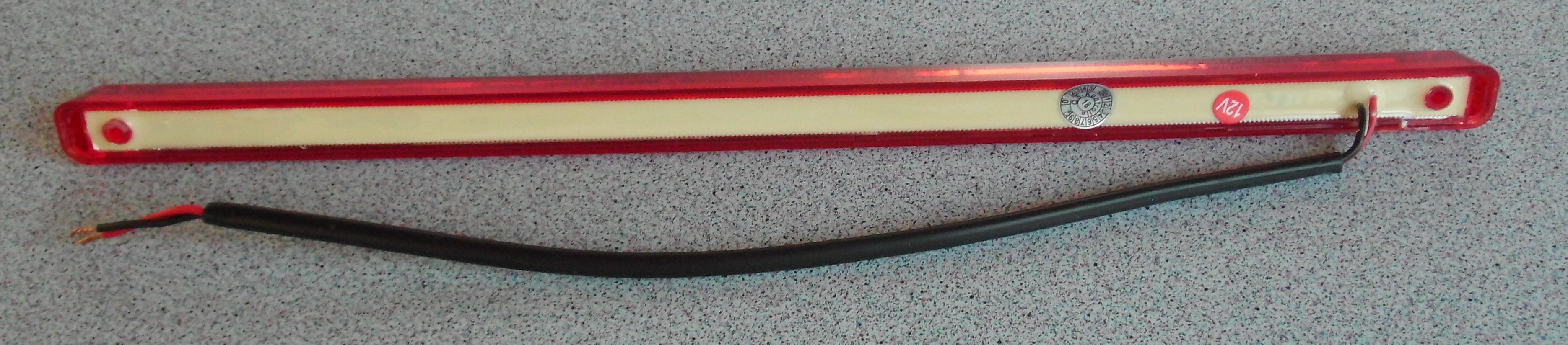 3. Bremslicht 28 LED rot Bremsleuchte 12 V Jokon Wohnmobil klein 140f157 NEU