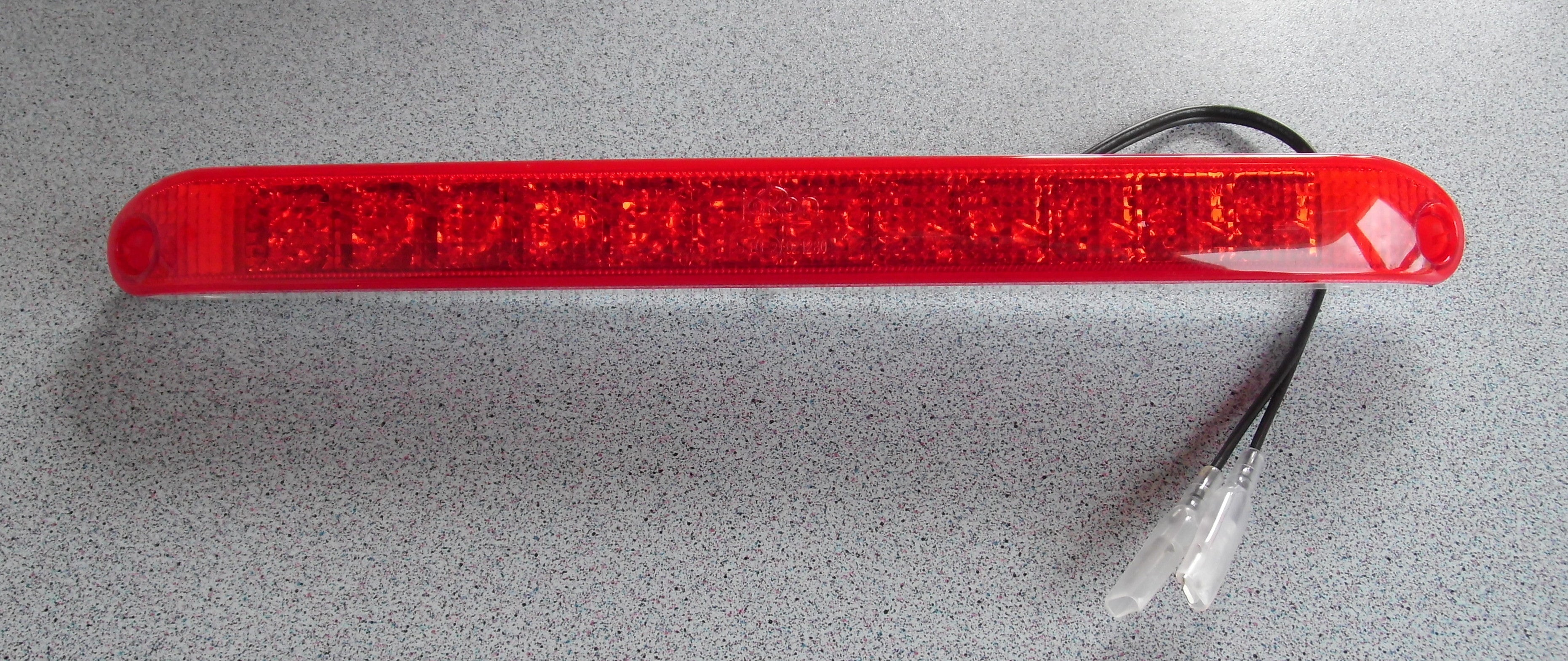 3. Bremslicht 12 LED Bremsleuchte Aufbau Jokon Wohnmobil klein Sockel 46950r NEU