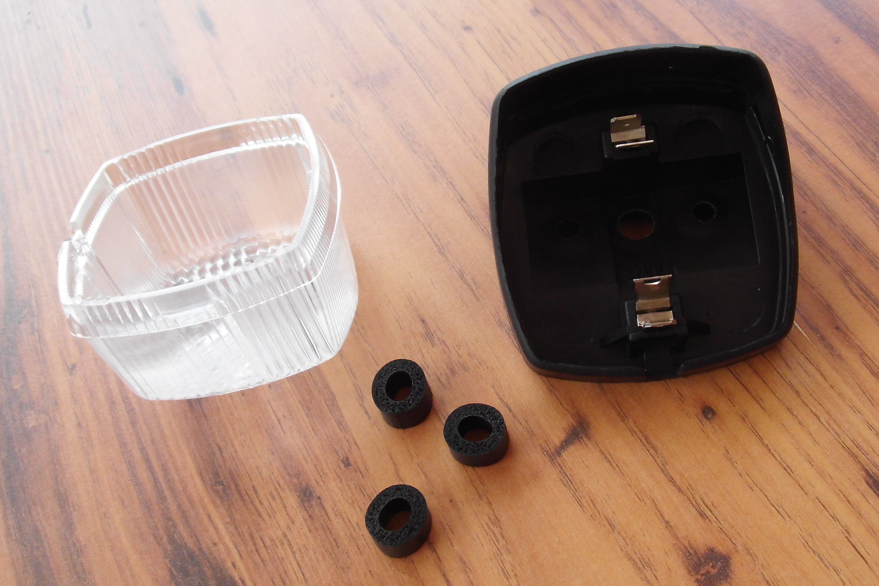 Umrissleuchte Positions- Begrenzungs- Leuchte Hella weiß klein 152790b6 NEU